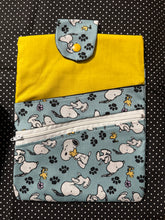 Load image into Gallery viewer, Snoopy Book Sleeve