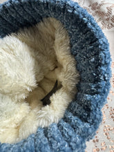 Load image into Gallery viewer, Blue Knot Beanie
